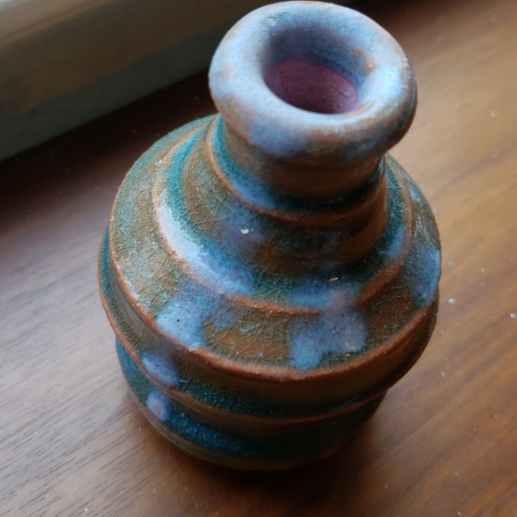 💖Host Pick💖Small Ceramic Vessel- Hand Thrown! - Picture 2 of 3